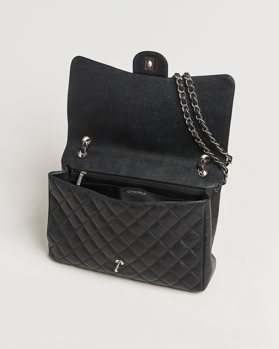 Herr | Gifts for Her | Chanel Pre-Owned | Classic Single Flap Maxi Black Caviar