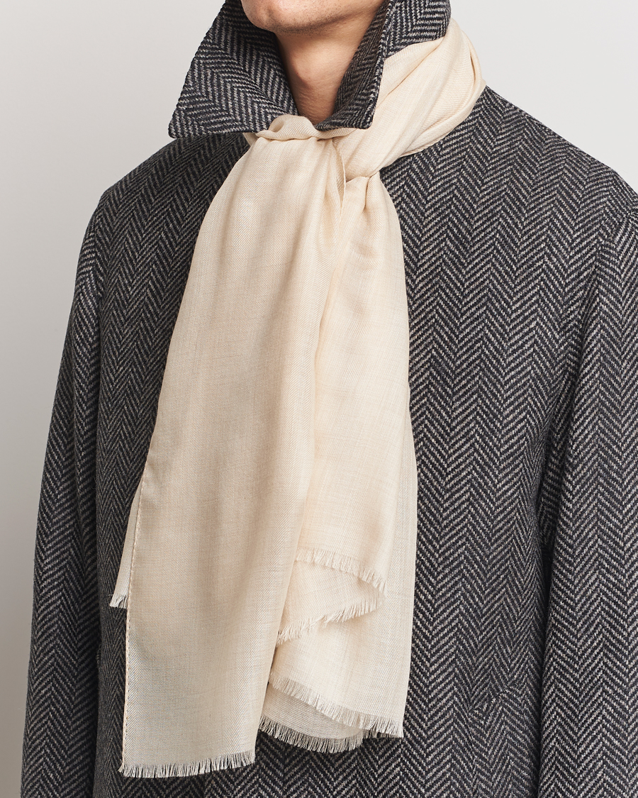 Herr | Piacenza Cashmere Chic Cashmere Scarf Cream | Piacenza Cashmere | Chic Cashmere Scarf Cream