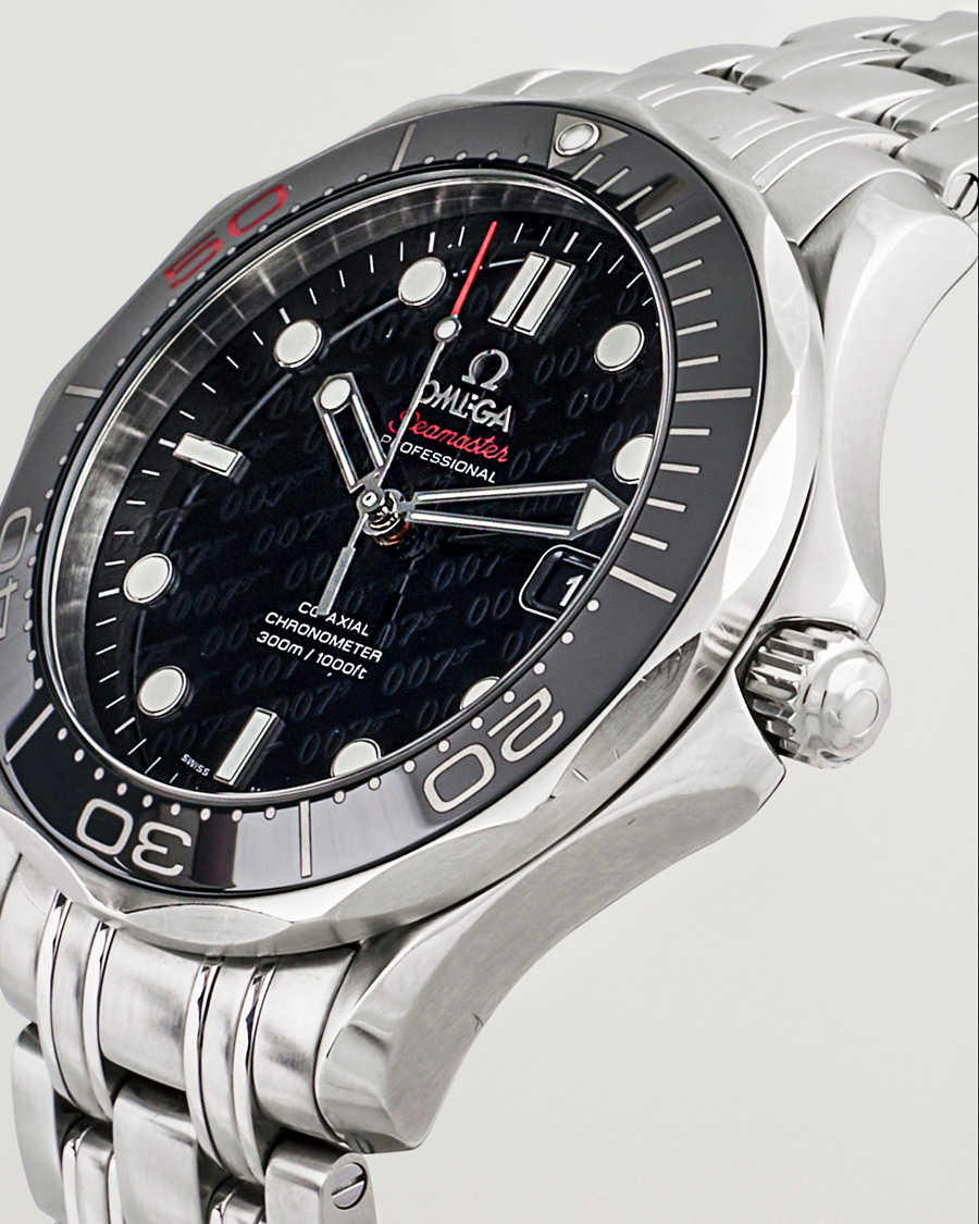Herr | Pre-Owned & Vintage Watches | Omega Pre-Owned | SMP 300M James Bond 007
