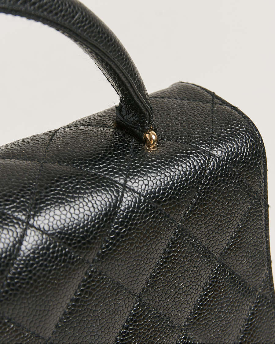 Herr | Gifts for Her | Chanel Pre-Owned | Kelly Top Handle Bag Black Caviar