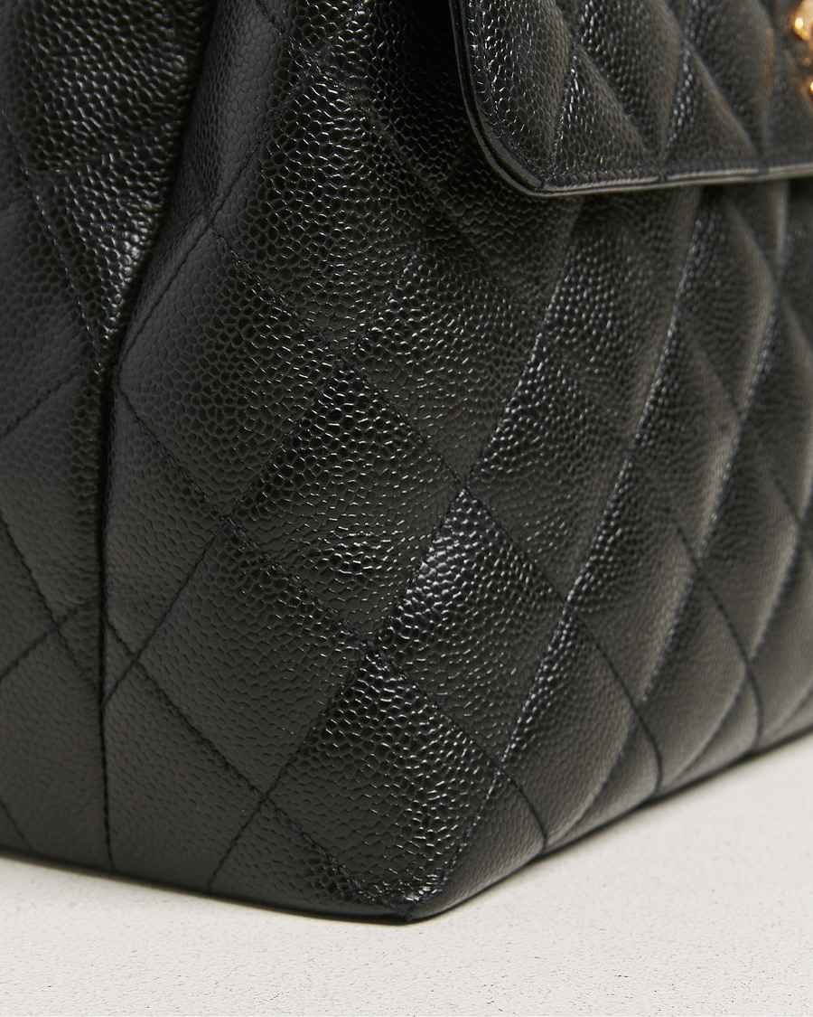 Herr | Gifts for Her | Chanel Pre-Owned | Kelly Top Handle Bag Black Caviar