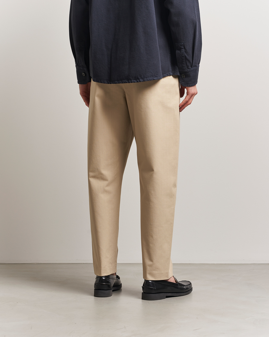 Herr | Byxor | A.P.C. | Renato Pleated Chinos Beige