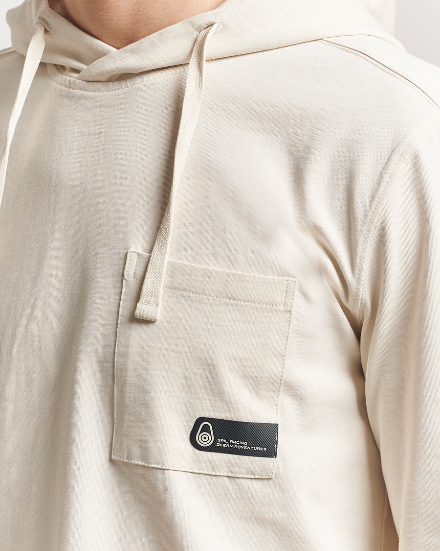 Herr | Tröjor | Sail Racing | Cyclone Heavy Cotton Hoodie Off White