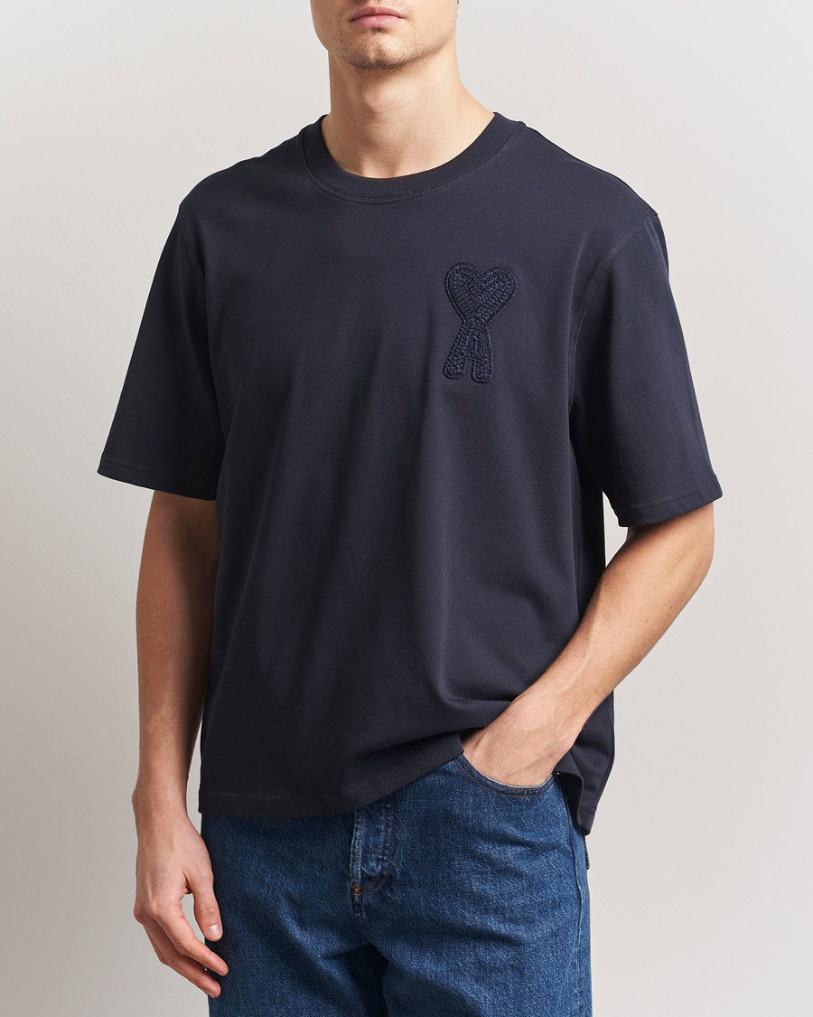 Herr | T-Shirts | AMI | Bouclé Heart T-Shirt Navy Blue