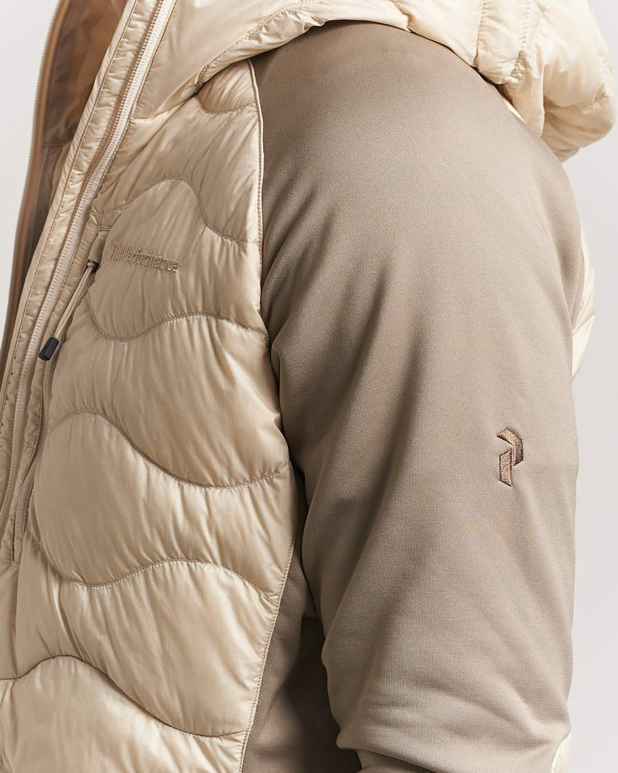 Herr | Jackor | Peak Performance | Helium Down Hooded Hybrid Jacket Sand Fog