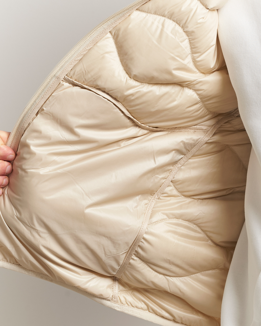 Herr | Jackor | Peak Performance | Helium Down Vest Sand Fog