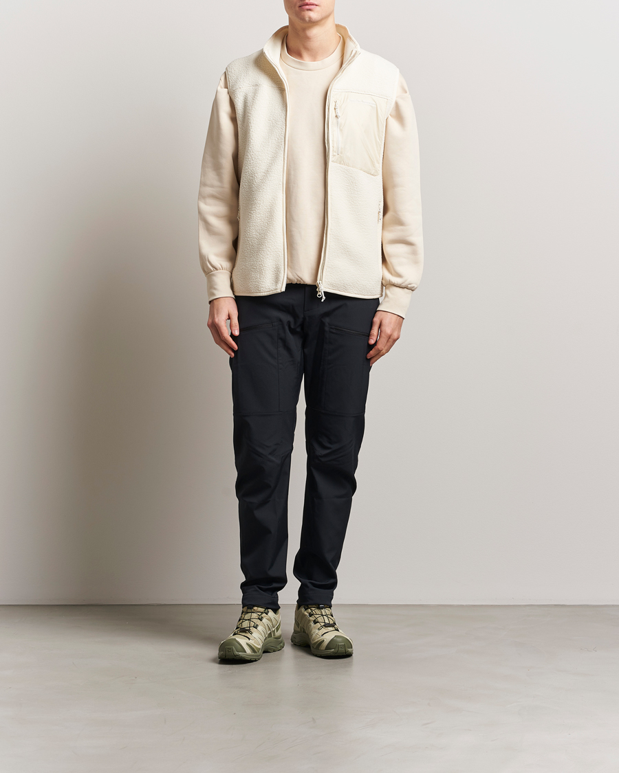 Herr | Tröjor | Peak Performance | Pile Vest Vintage White