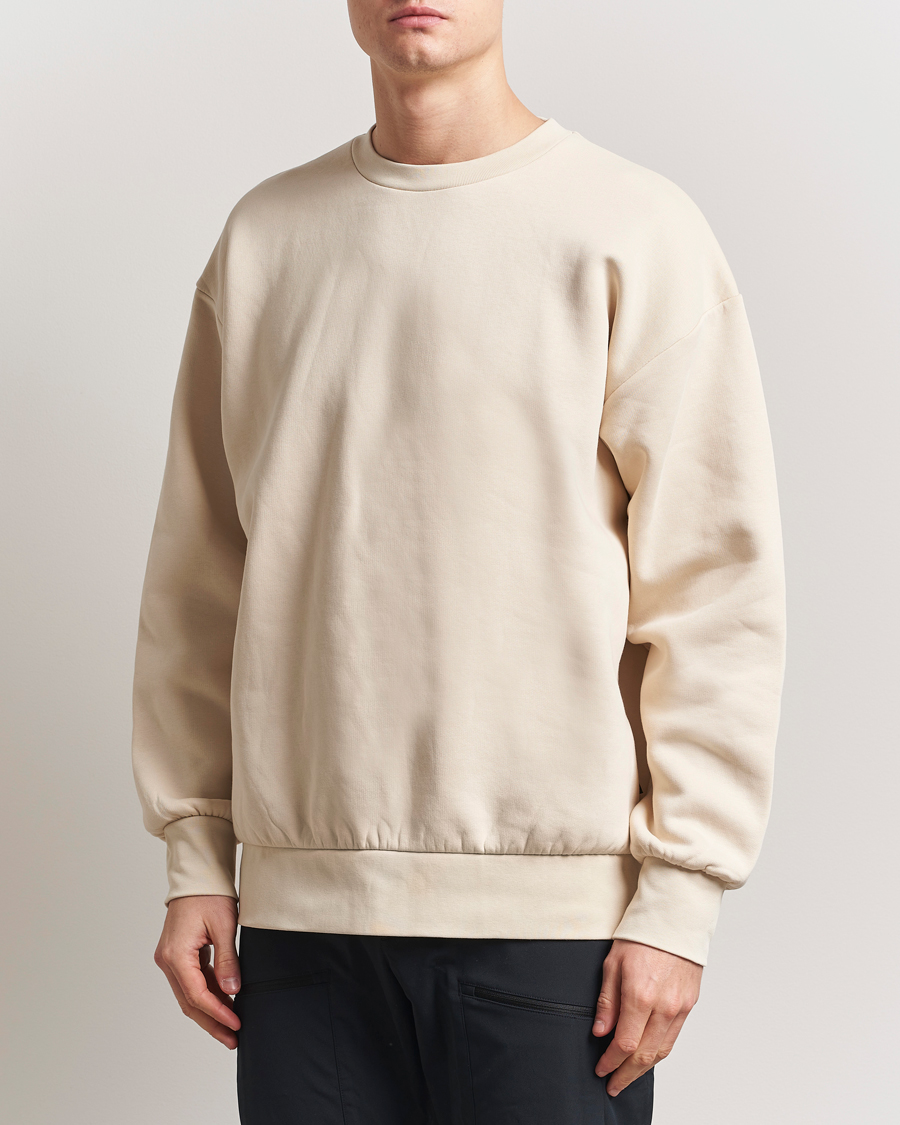 Herr | Tröjor | Peak Performance | Original Stomp Crew Neck Sweatshirt Sand Fog