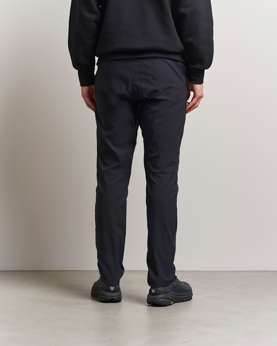 Herr | Byxor | Peak Performance | Iconiq Pants Black