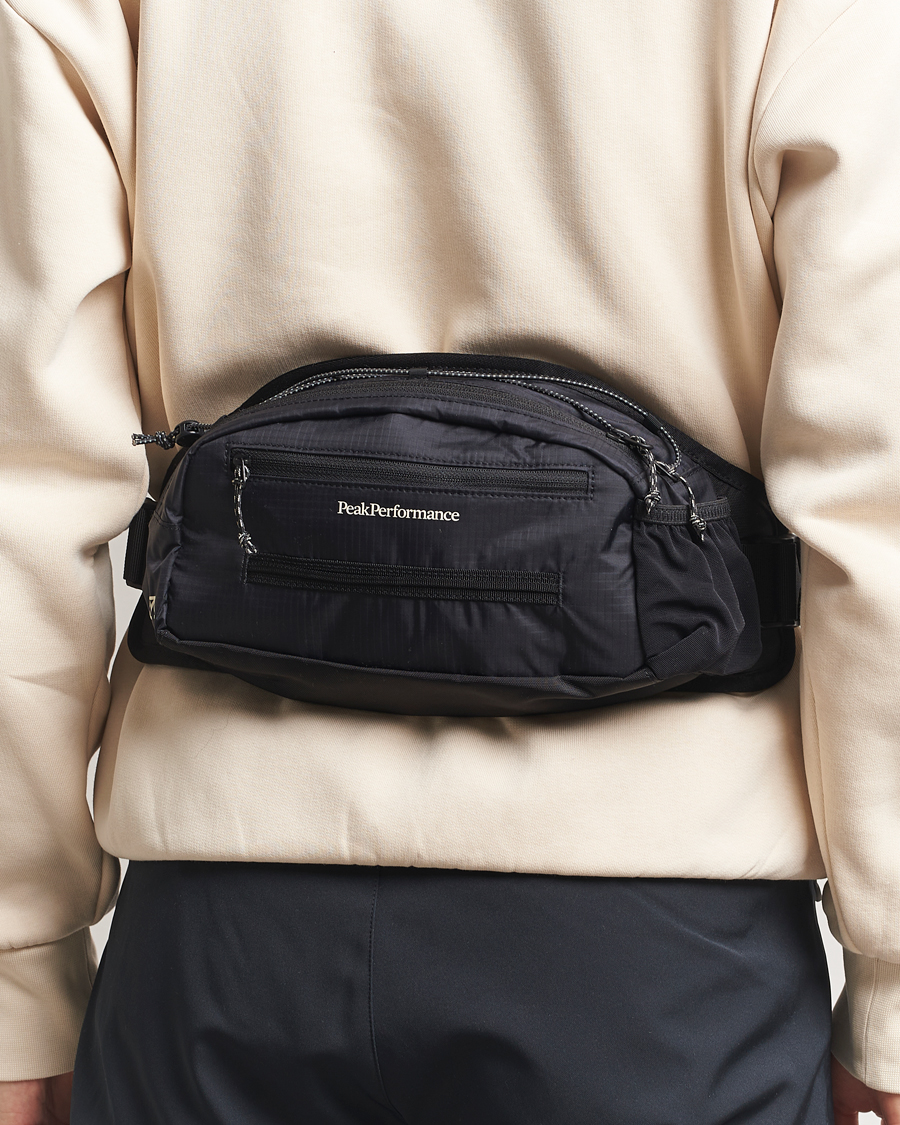 Herr | Väskor | Peak Performance | Trail Hip Bag Black