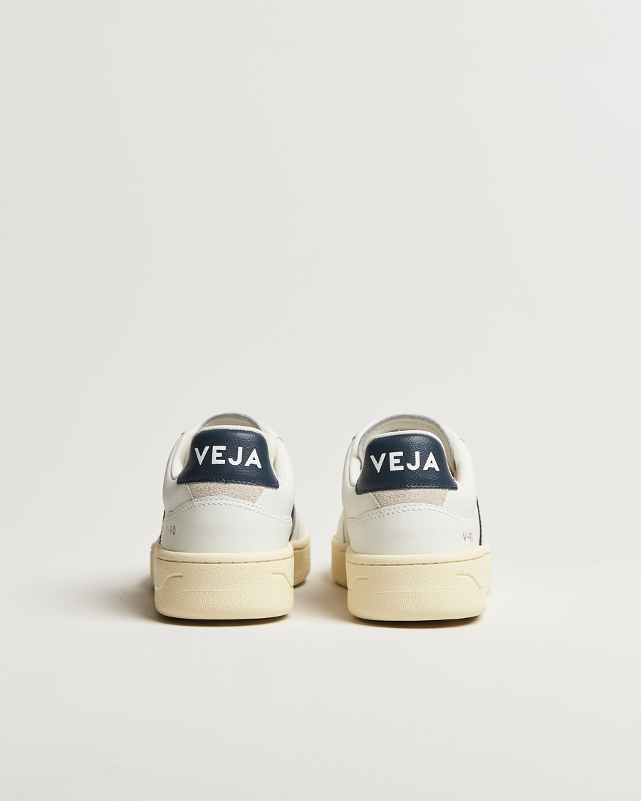 Herr | Sneakers | Veja | V-90 Sneaker Extra White/Nautico