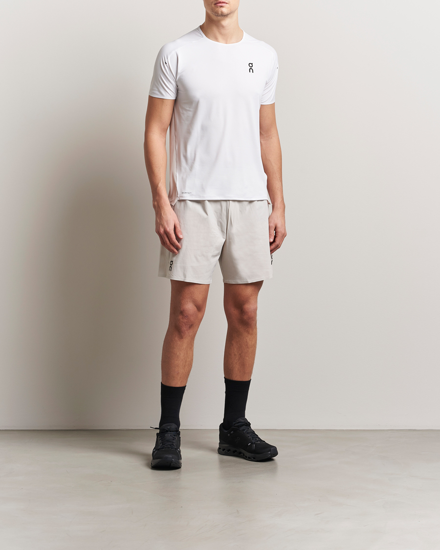 Herr | T-Shirts | On | Performance T-Shirt White