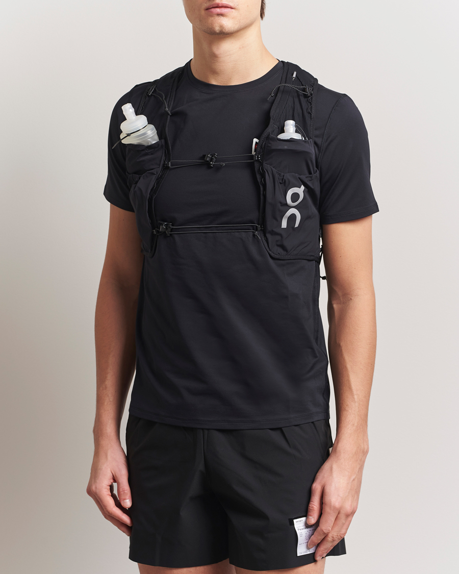 Herr | On Ultra Vest 10L Black | On | Ultra Vest 10L Black