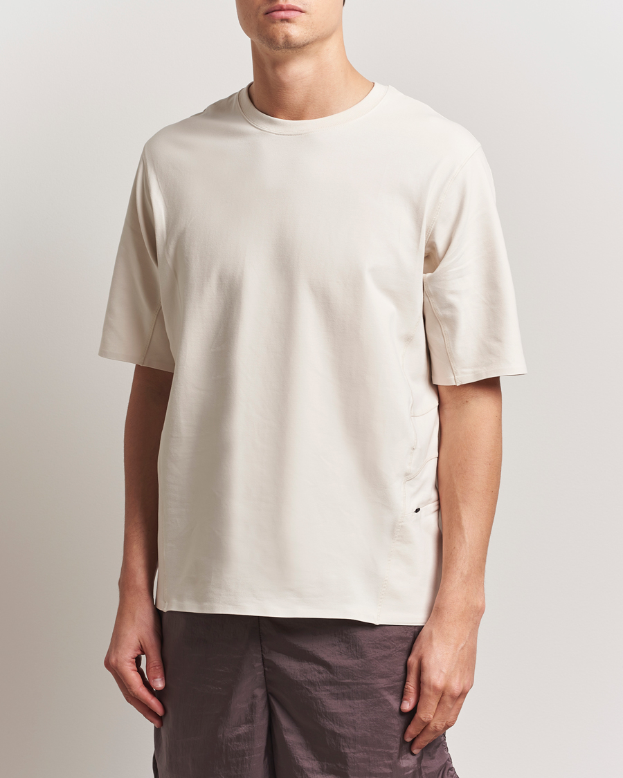 Herr | T-Shirts | Oakley | Latitude Flight T-Shirt Mist