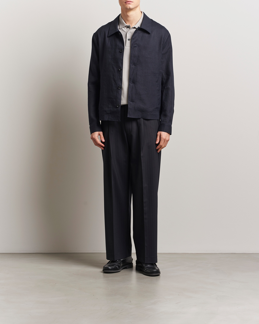 Herr | Skjortor | Tiger of Sweden | Barnaby Linen Overshirt Midnight Blue