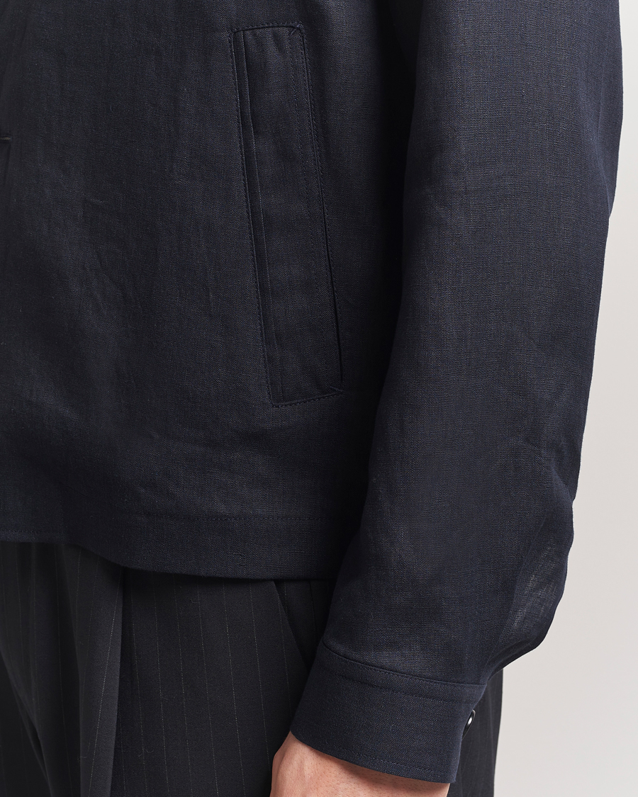 Herr | Skjortor | Tiger of Sweden | Barnaby Linen Overshirt Midnight Blue
