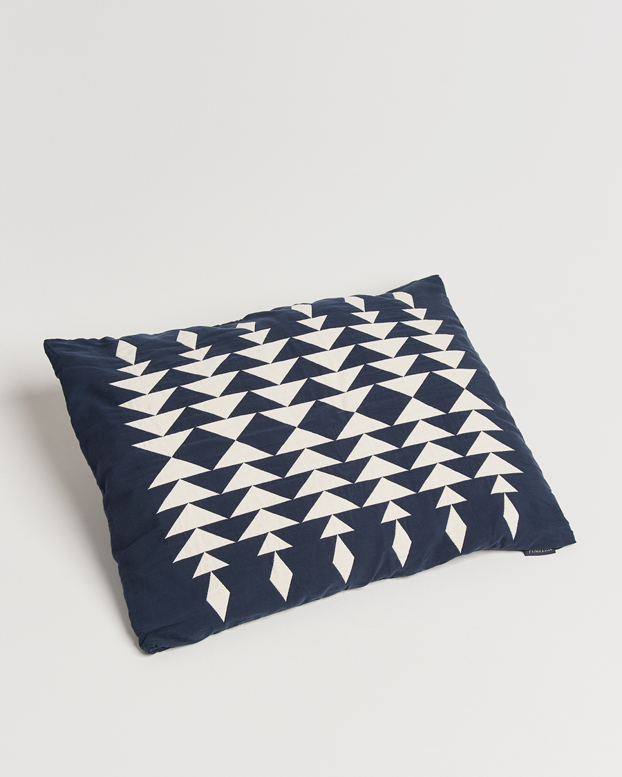 Herr | Pendleton Organic Cotton Matelasse Pillow Midnight Nova | Pendleton | Organic Cotton Matelasse Pillow Midnight Nova