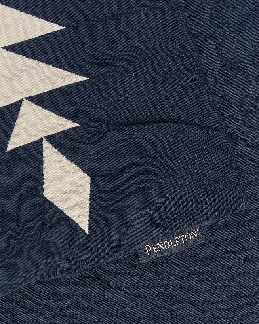 Herr | Pendleton Organic Cotton Matelasse Pillow Midnight Nova | Pendleton | Organic Cotton Matelasse Pillow Midnight Nova