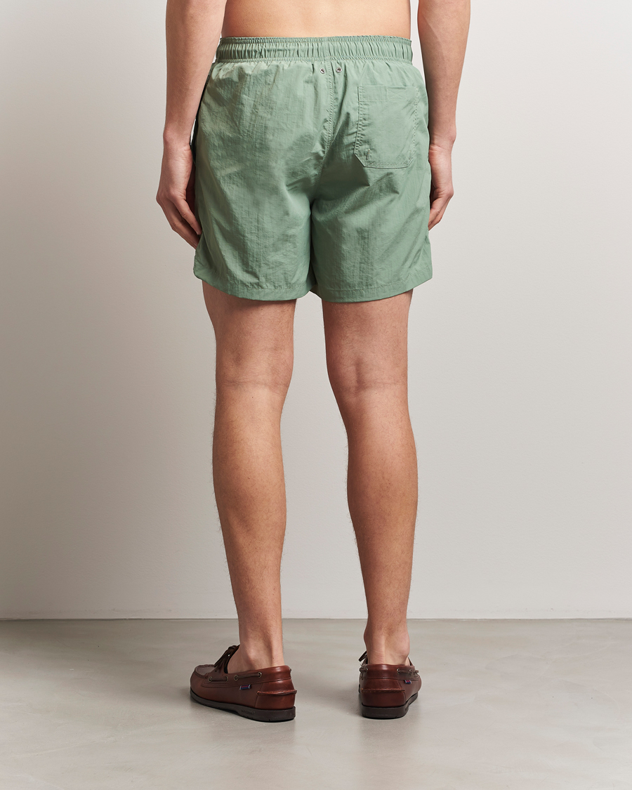 Herr | Badbyxor | GANT | Basic Swimshorts Kalamata Green