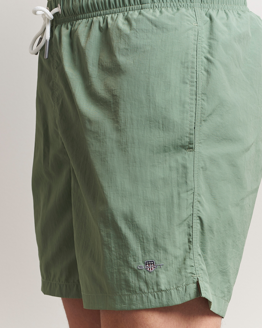 Herr | Badbyxor | GANT | Basic Swimshorts Kalamata Green