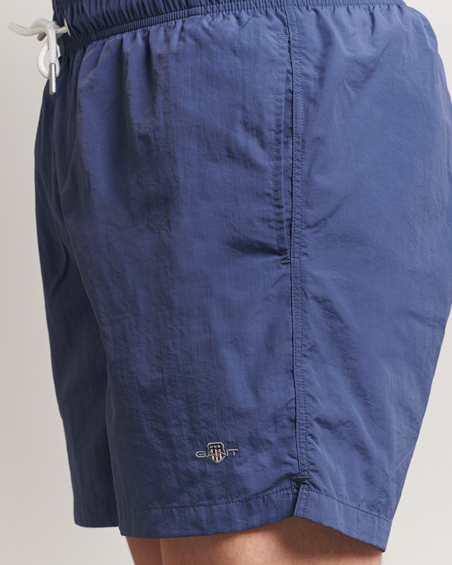 Herr | Badbyxor | GANT | Basic Swimshorts Dusty Navy