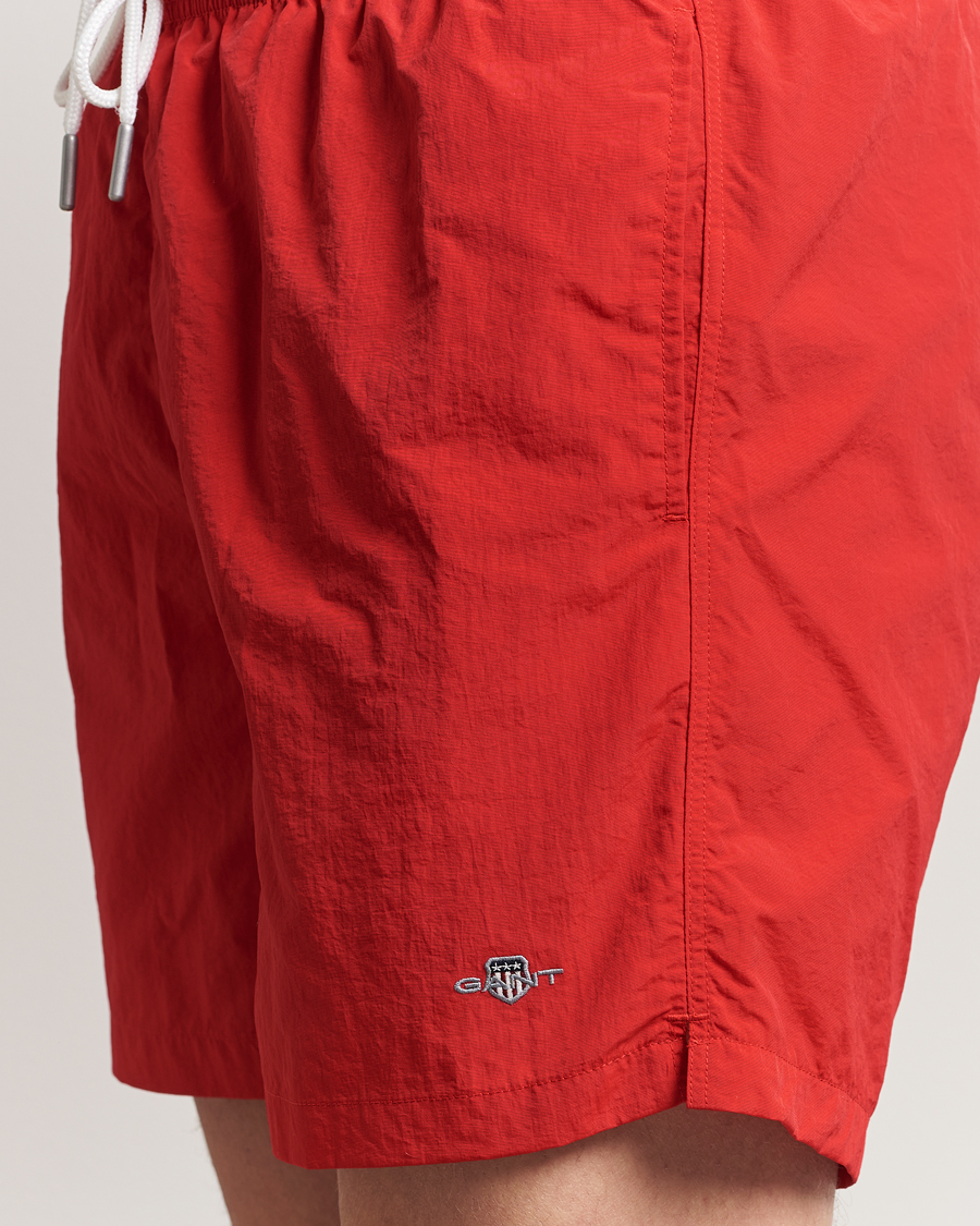 Herr | Badbyxor | GANT | Basic Swimshorts Bright Red