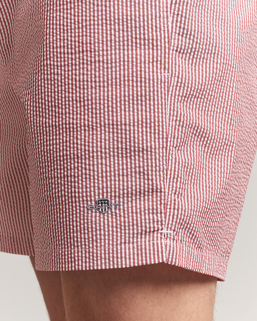 Herr | Badbyxor | GANT | Seersucker Swimshorts Ruby Red