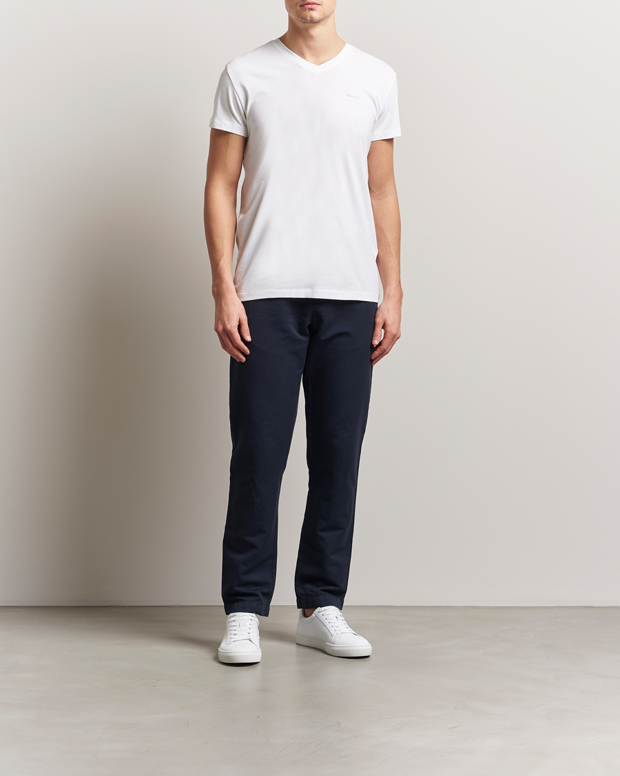 Herr | T-Shirts | GANT | 2-Pack V-Neck T-shirt Navy/White