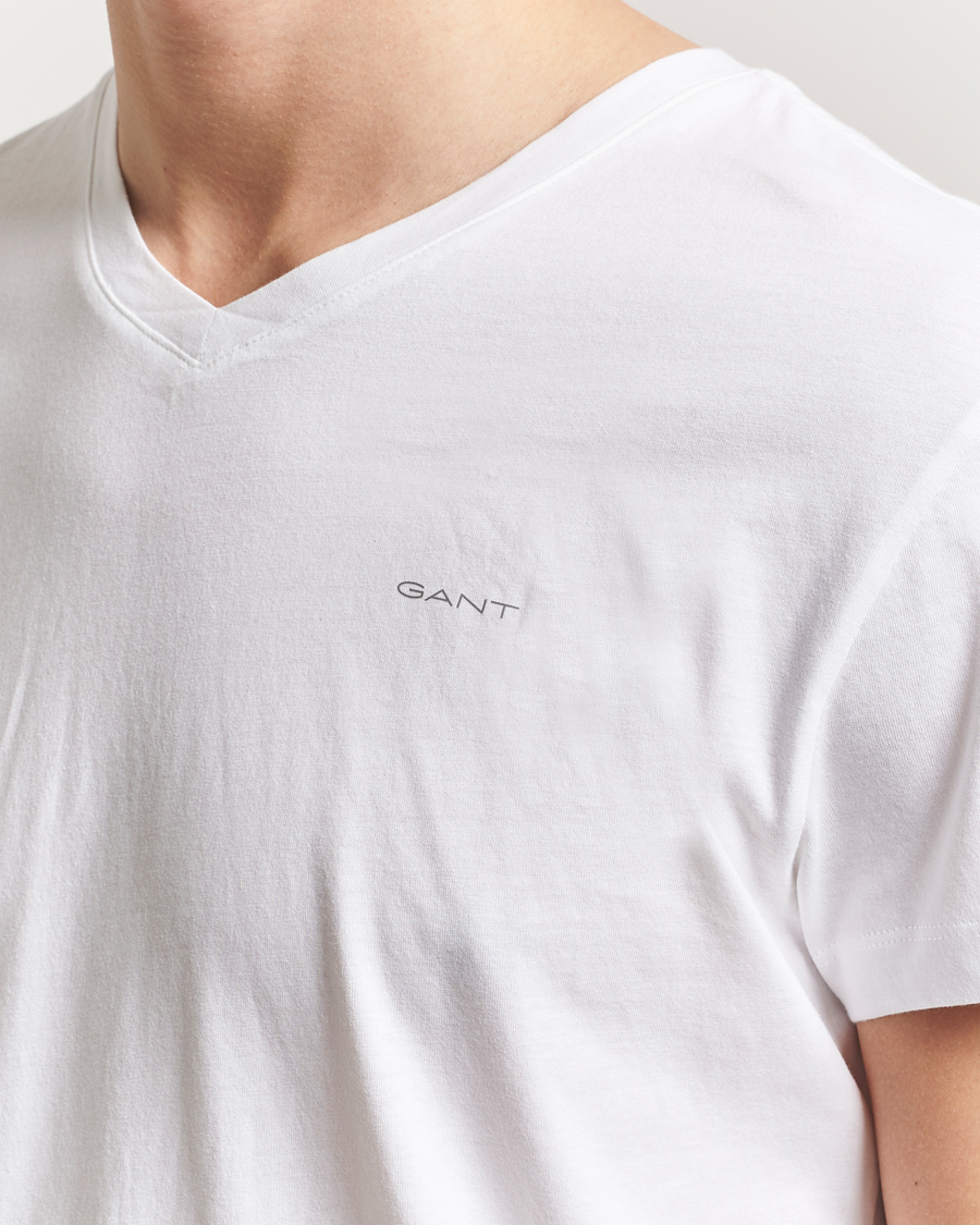 Herr | T-Shirts | GANT | 2-Pack V-Neck T-shirt Navy/White