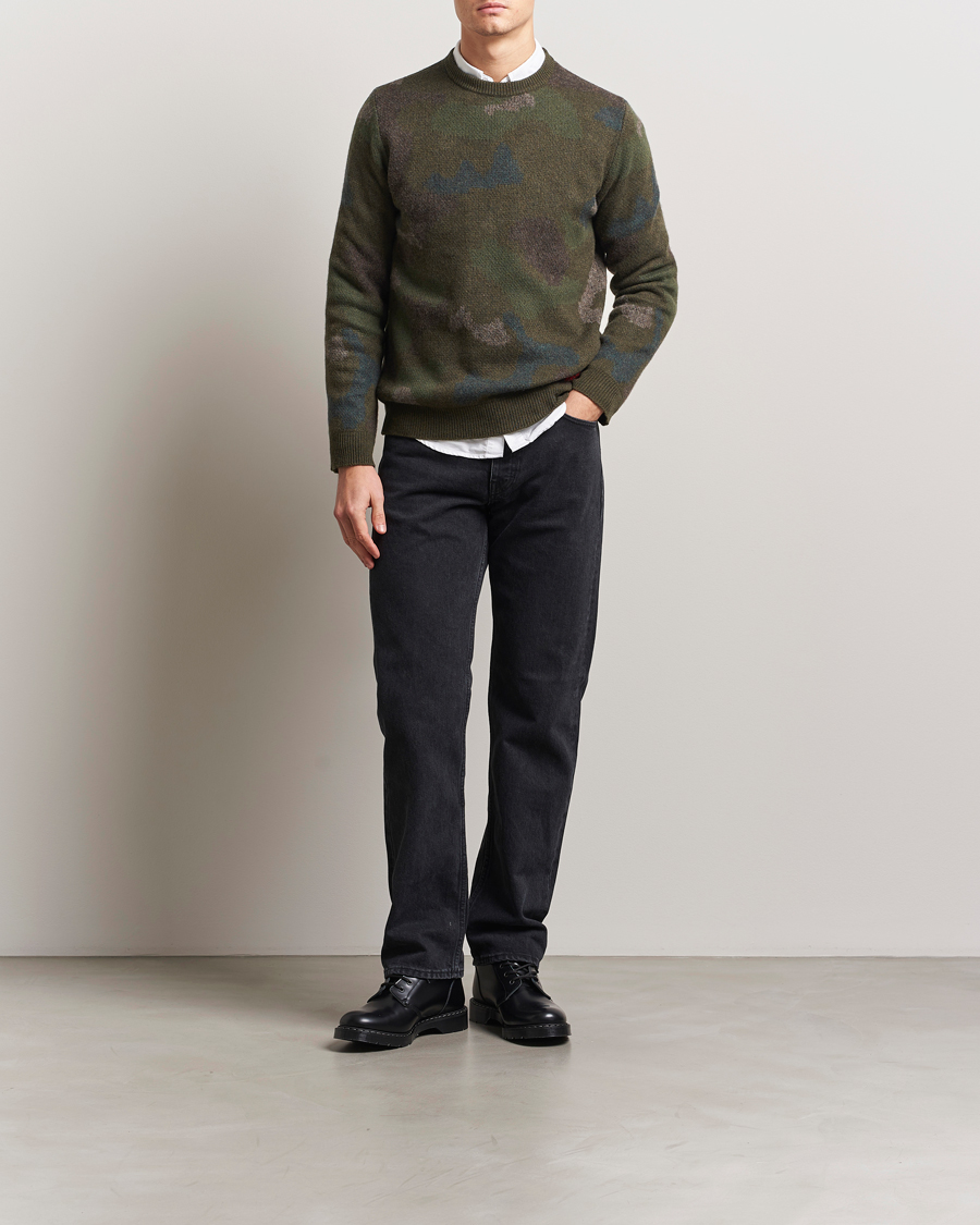 Herr | Tröjor | Woolrich | Lambswool Crewneck by Todd Snyder Green Camo