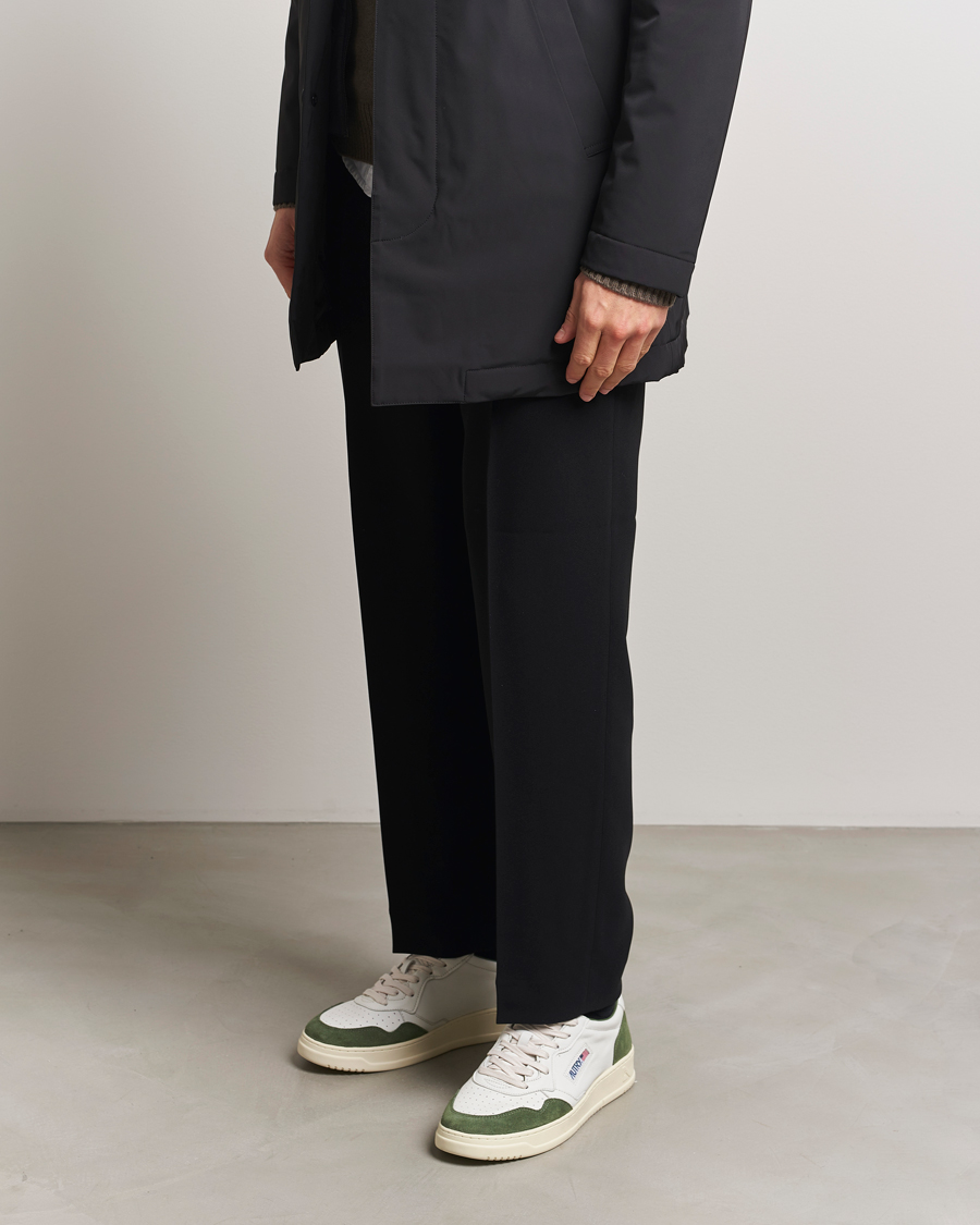Herr | Sneakers | Autry | Medalist Low Super Soft Goat Leather Sneaker White/Green