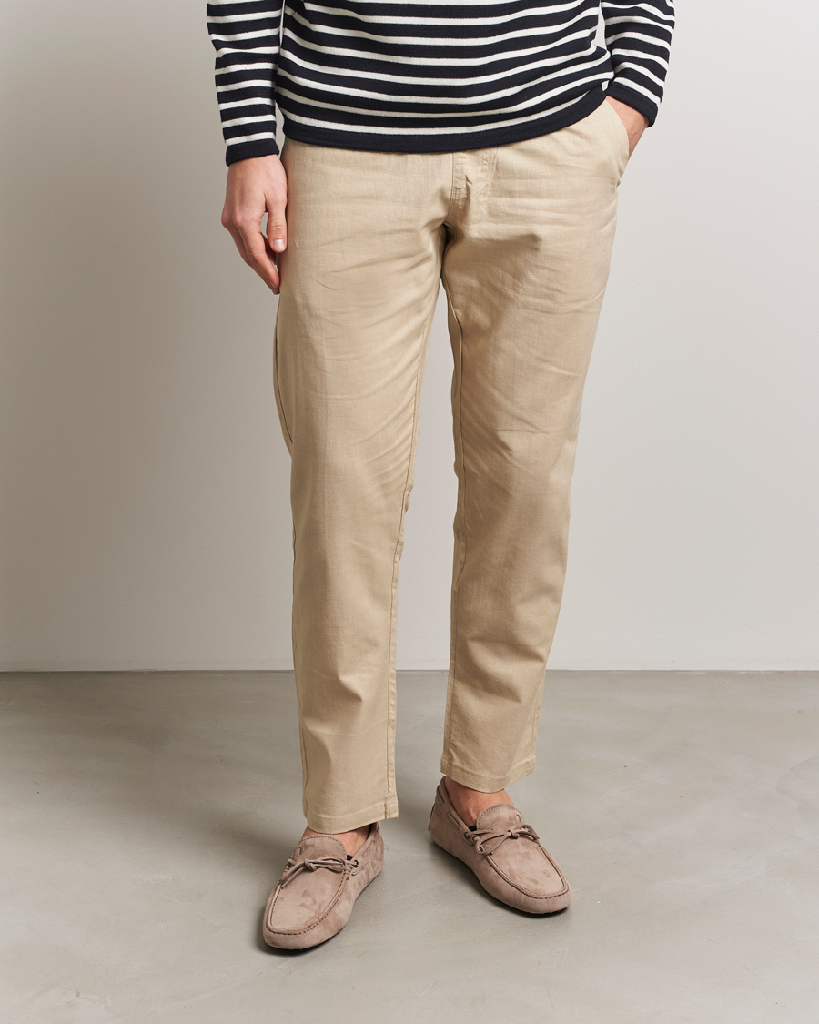 Herr | Tod's Lacetto Gommino Carshoe Taupe Nubuck | Tod's | Lacetto Gommino Carshoe Taupe Nubuck