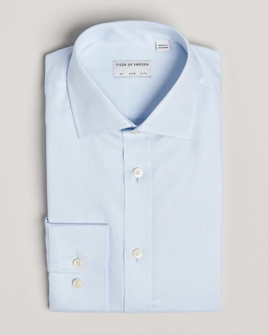 Herr | Skjortor | Tiger of Sweden | Adley Structured Slim Fit Cut Away Shirt Light Blue