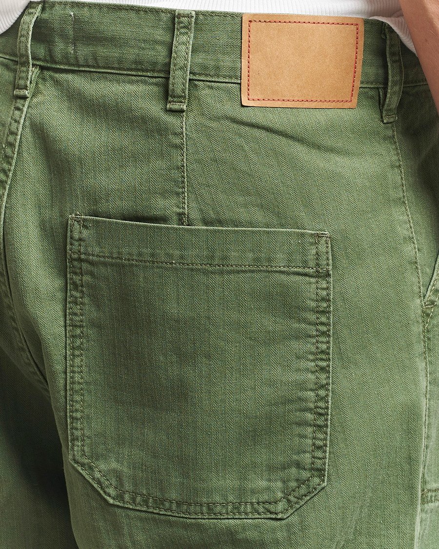 Herr | Byxor | Jeanerica | GM010 Genua Worker Chino Chevron Green
