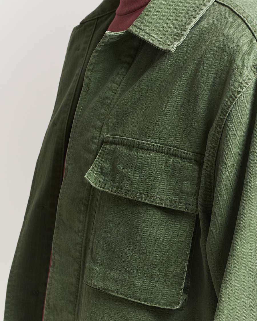 Herr | Skjortor | Jeanerica | Luc Herringbone Overshirt Chevron Green