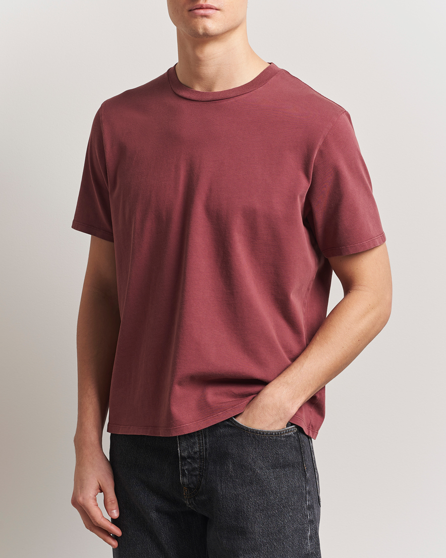 Herr | T-Shirts | Jeanerica | Delon Crew Neck T-Shirt Washed Burgundy