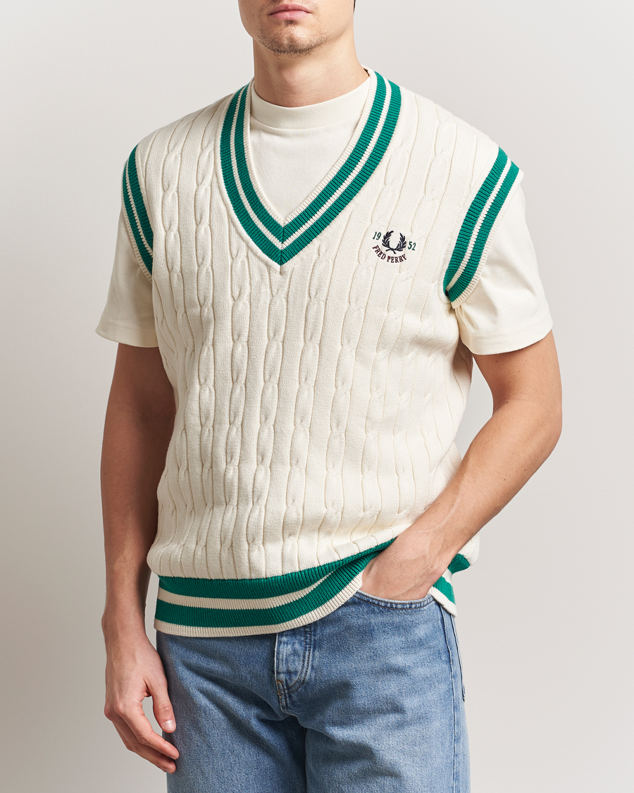 Herr | Tröjor | Fred Perry | Cable Knitted Tennis Vest Ecru