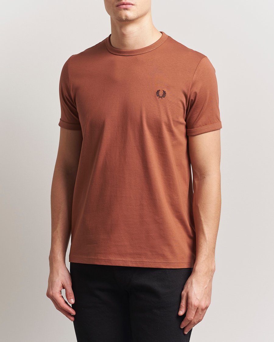 Herr | T-Shirts | Fred Perry | Ringer T-Shirt Cinnamon Brown
