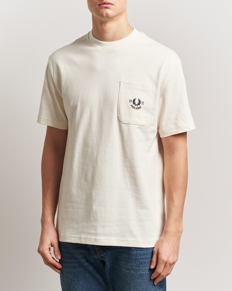 Herr | T-Shirts | Fred Perry | Relaxed 1952 Tennis T-Shirt Ecru