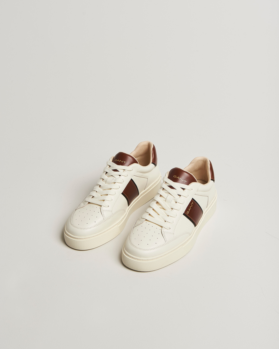 Herr | Sneakers | GANT | Mc Julien Taped Sneaker Off White/Cognac