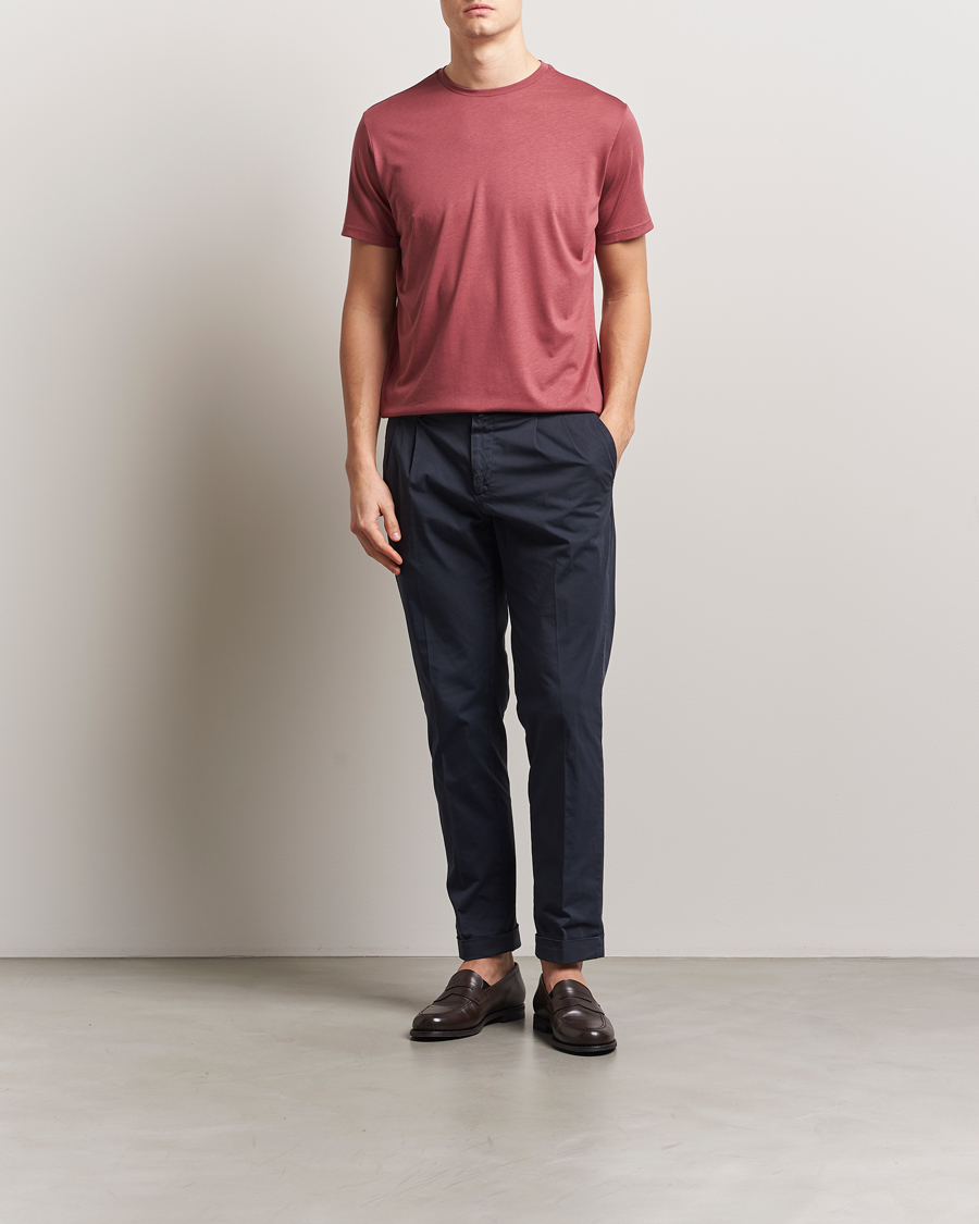 Herr | T-Shirts | Oscar Jacobson | Kim Cotton/Tencel T-Shirt Rasberry