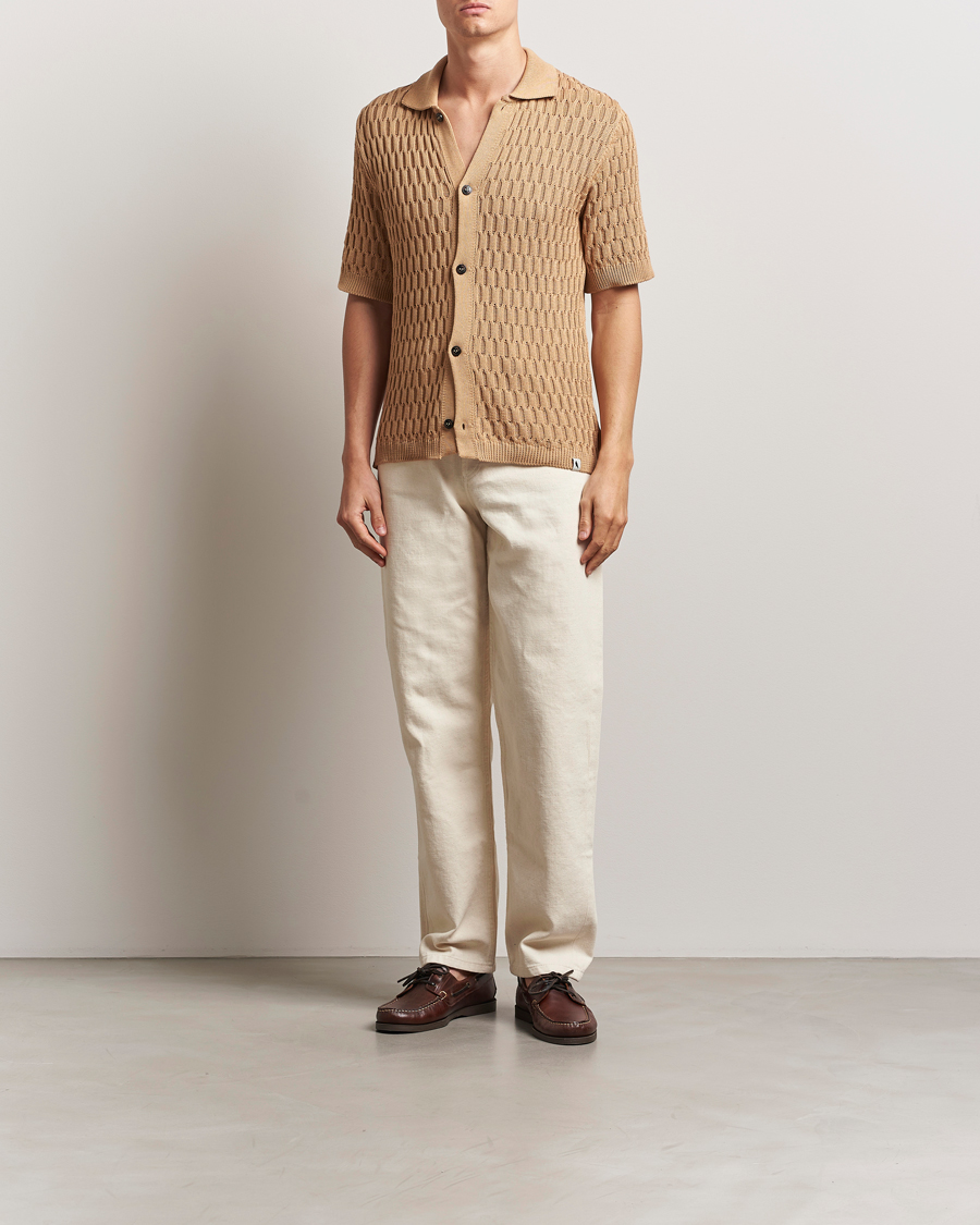 Herr | Skjortor | Peregrine | Cove Knitted Short Sleeve Shirt Sand