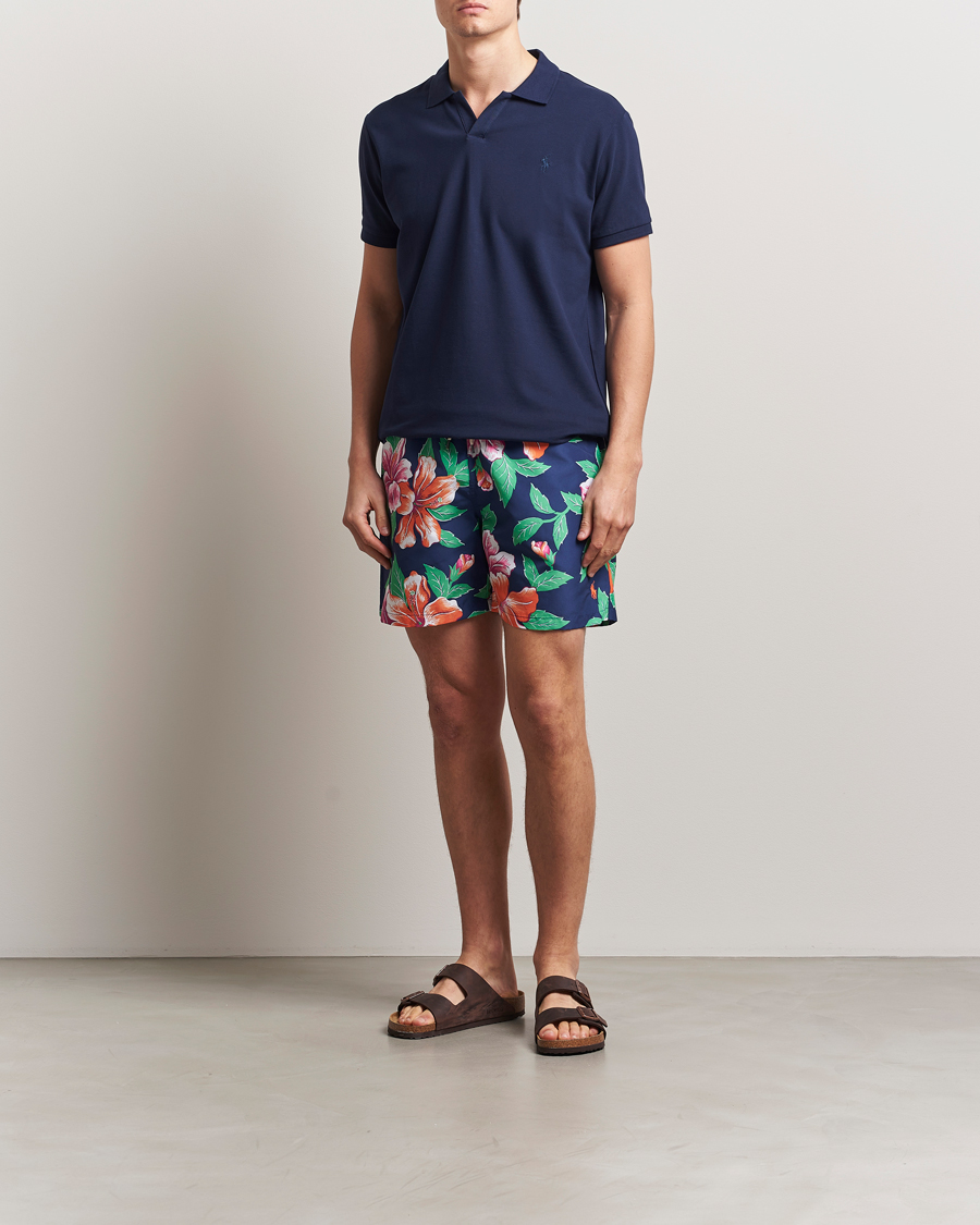 Herr | Badbyxor | Polo Ralph Lauren | Traveler Recycled Swimshorts Iconic Hibiscus Navy