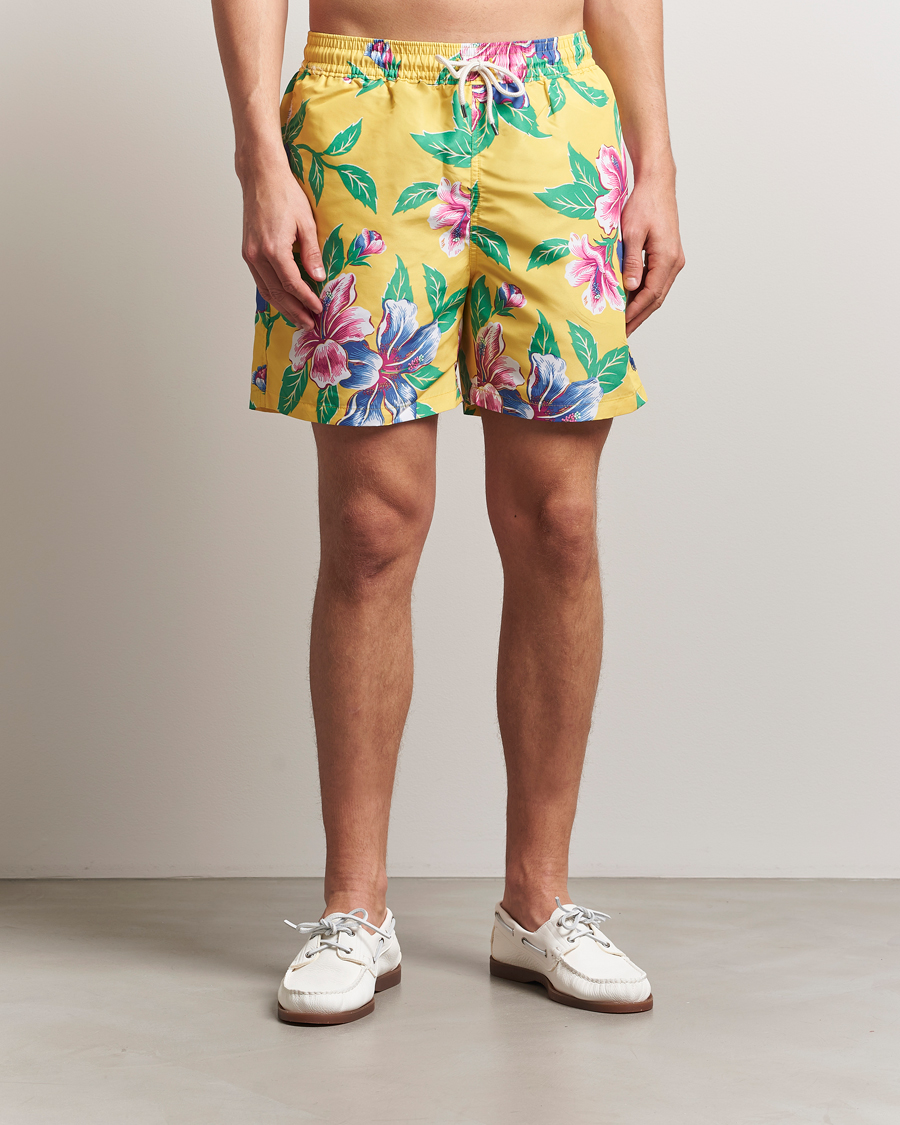 Herr | Badbyxor | Polo Ralph Lauren | Traveler Recycled Swimshorts Iconic Hibiscus Yellow