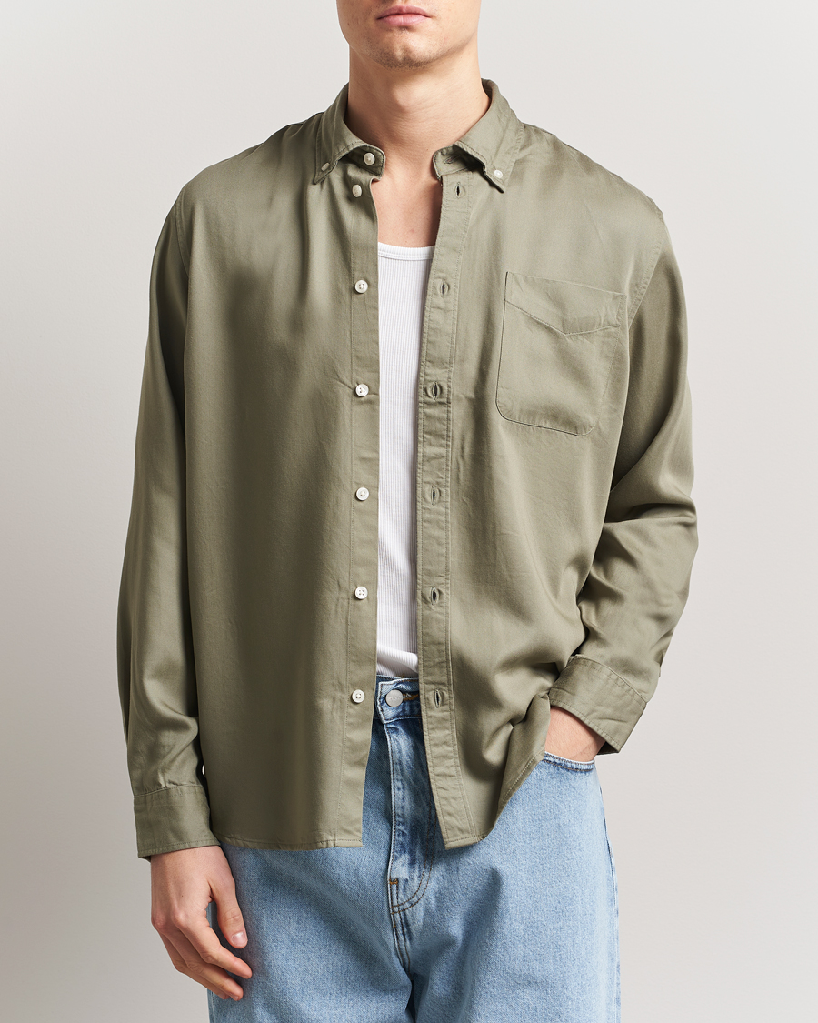 Herr | Skjortor | LES DEUX | Kent Tencel Shirt Lichen Green