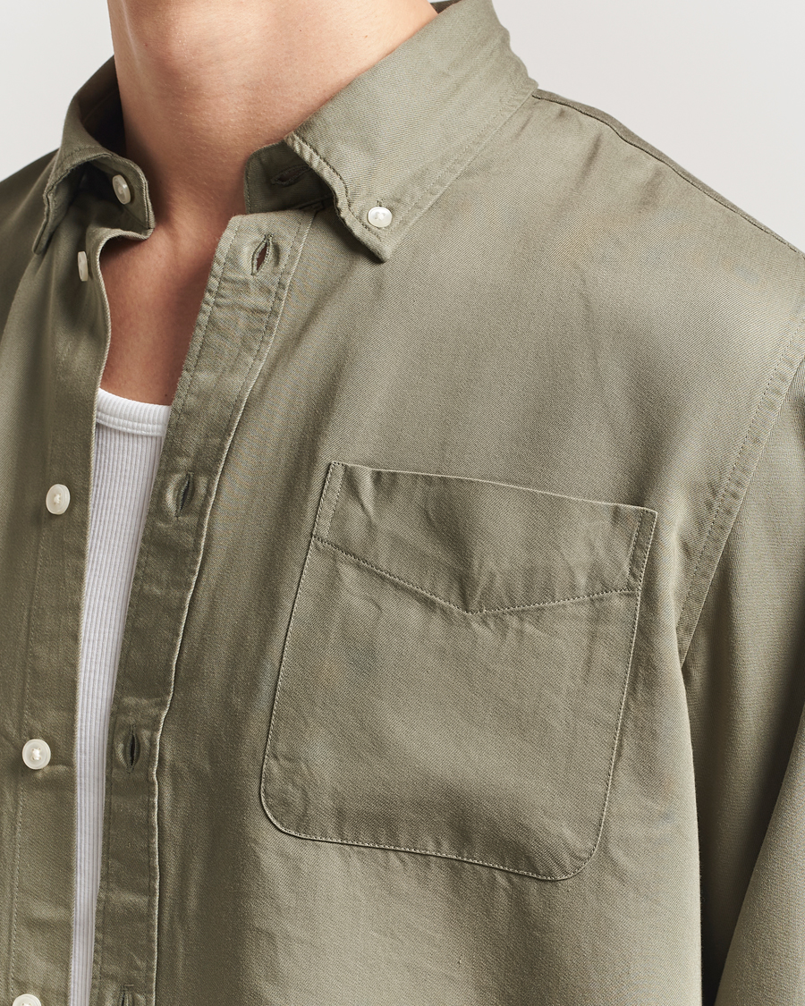 Herr | Skjortor | LES DEUX | Kent Tencel Shirt Lichen Green