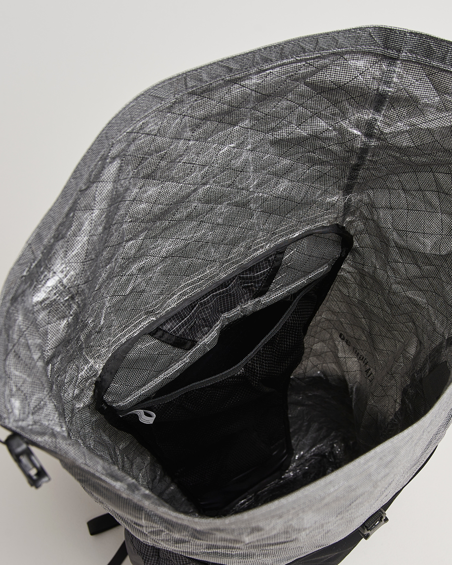 Herr | Väskor | Black Diamond | Beta Light 30 Backpack Storm Gray