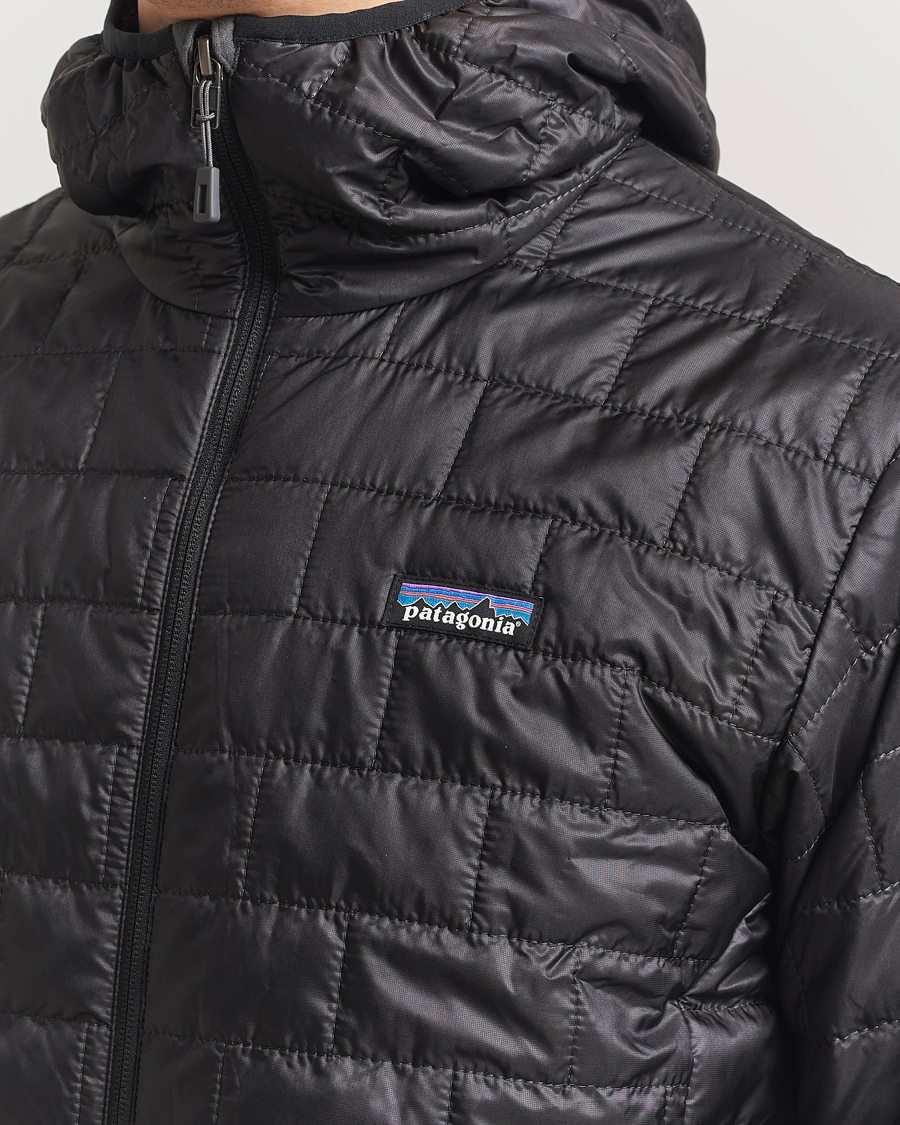 Herr | Jackor | Patagonia | Nano Puff Hood Black