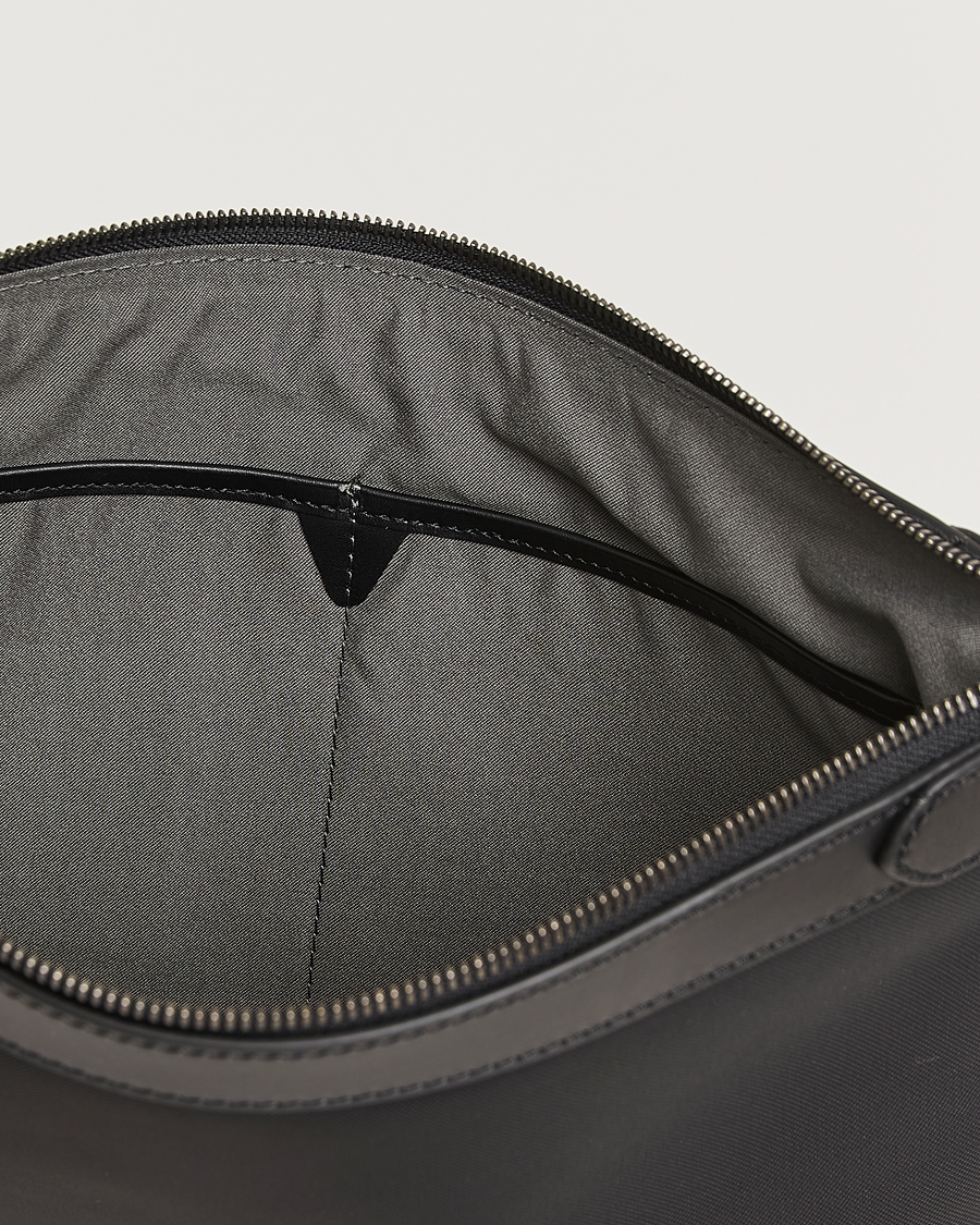 Herr | Väskor | Mismo | M/S Nylon Pouch Large Eclipse Black/Black