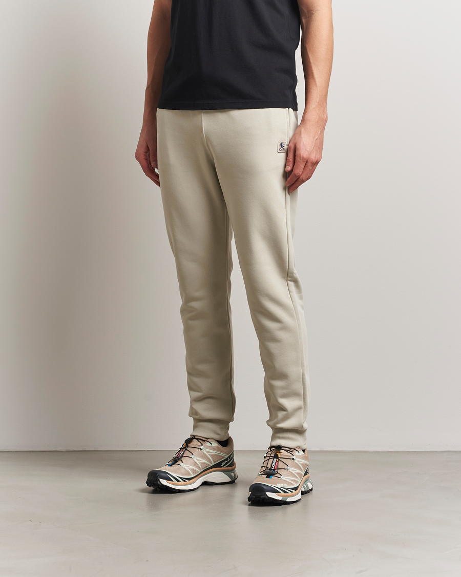 Herr | Byxor | Parajumpers | Makalu Super Easy Sweatpants Asparagus